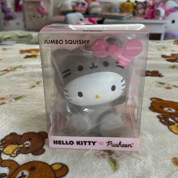 HELLO KITTY X PUSHEEN JUMBO SCENTED SQUISHY NIB - Picture 1 of 9